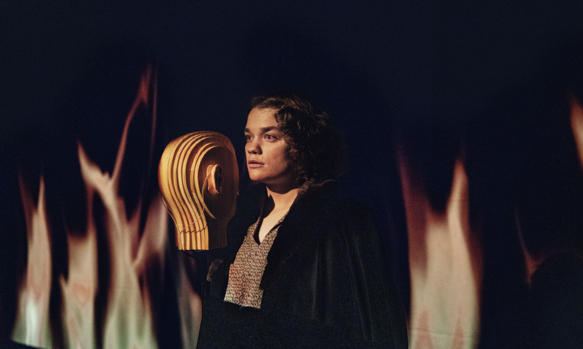 Photo: EmmaLisa Pauly Performance image Eyewitnesses - Lea & Stefan