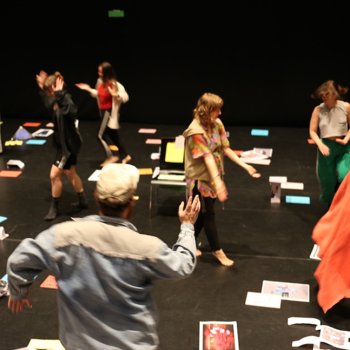 Sätt historien i rörelse